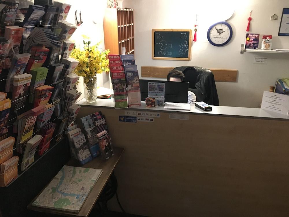 호스텔 로즈마리 프라하 외부 사진